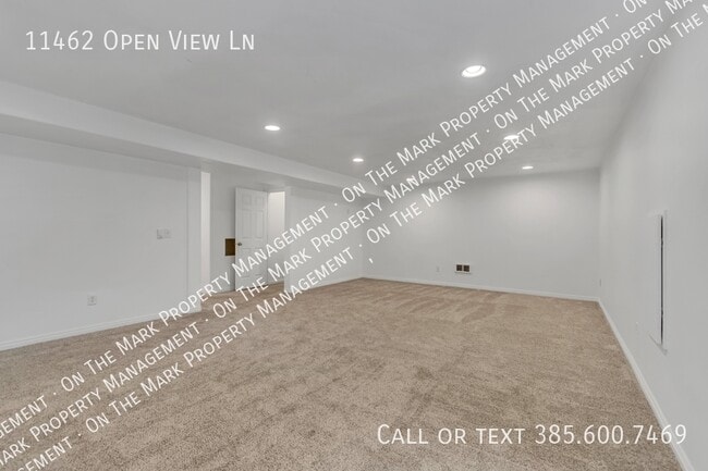 Building Photo - 11462 Open View Ln