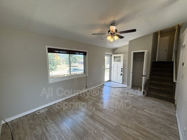 Building Photo - 5185 Nolte Dr N