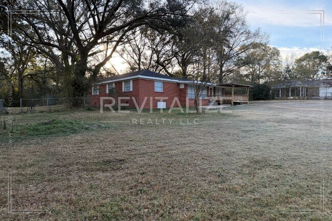 Building Photo - 5538 Gunn Rd