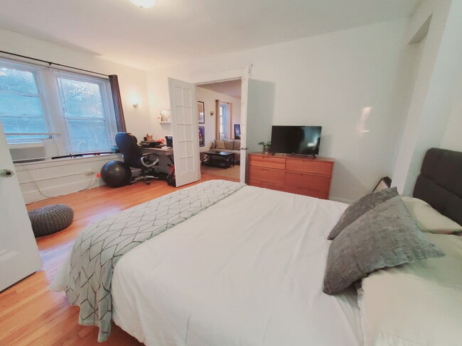 Building Photo - 53 Prospect St