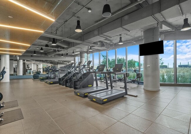 Building Photo - 211 N Harbor Dr