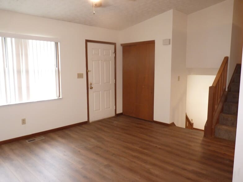 Living room - 8354 Waco Ln