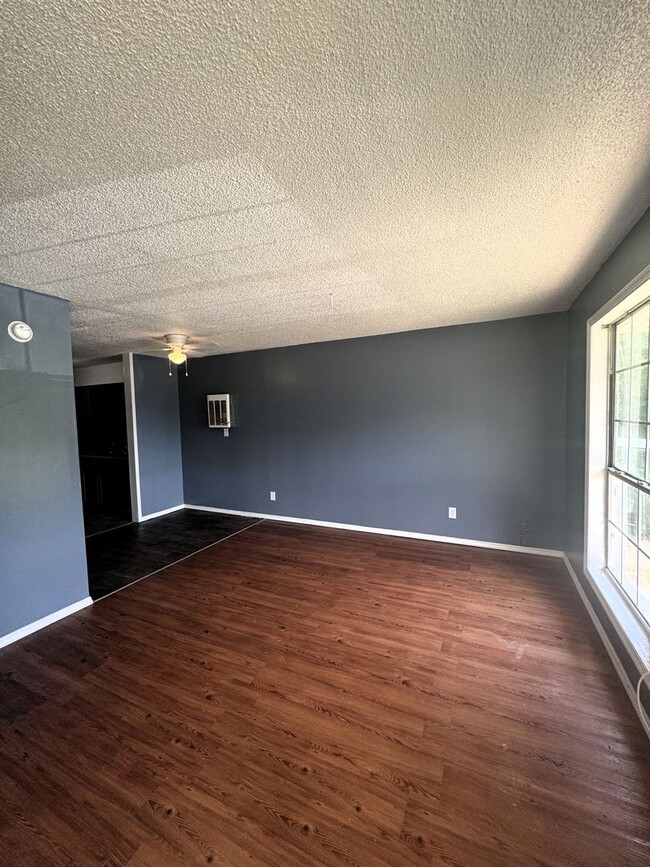 Building Photo - Available For Immediate Move-In!