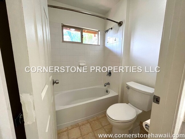 Building Photo - 92-1123-1123 Panana St