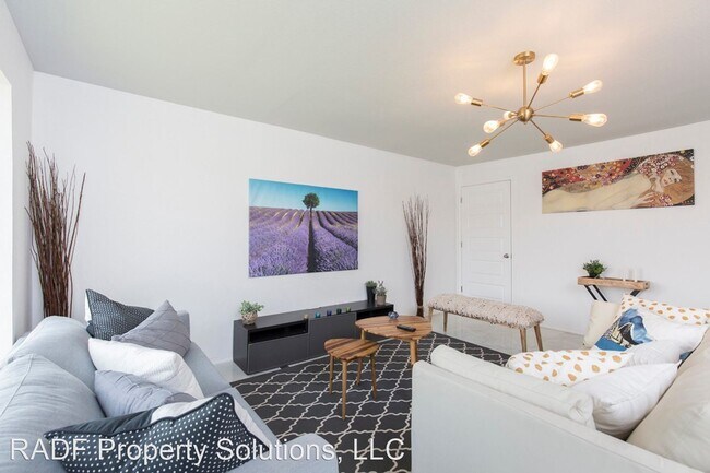 Building Photo - 3 br, 2 bath House - 1595 S. Gastel Circle