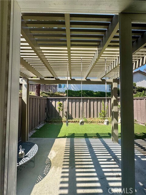 Building Photo - 2405 Plaza De Vista