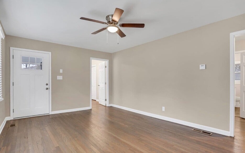 Building Photo - 4803 Glenwood Rd