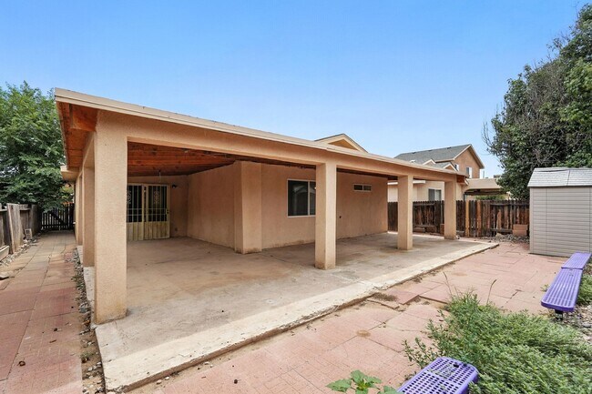 Building Photo - 6505 Evesham Rd NW