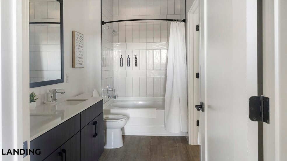 Building Photo - 1007 S Mint St