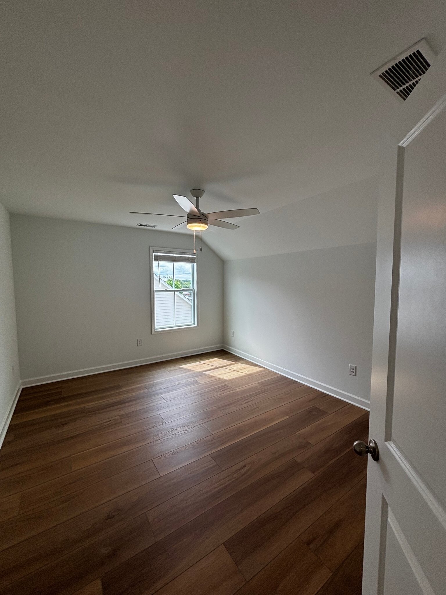 Building Photo - 202 Summit Ave SE