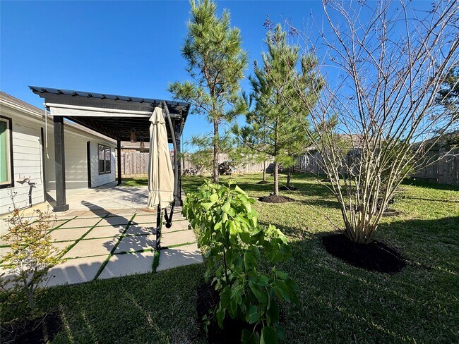 Building Photo - 12241 Trumpetfish Dr