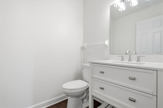 Building Photo - 5516 Baneberry Ave