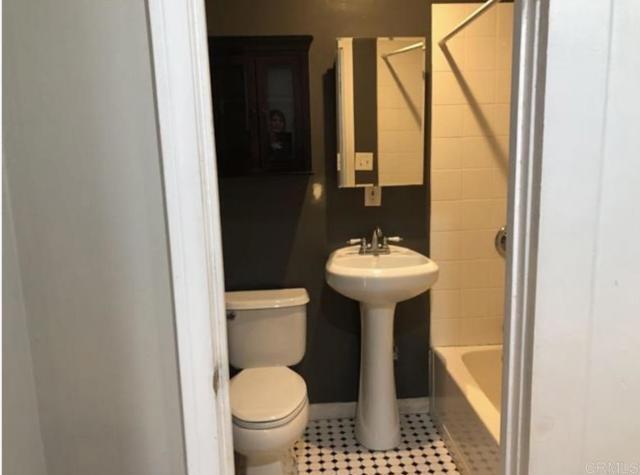 Building Photo - 1940 32nd St