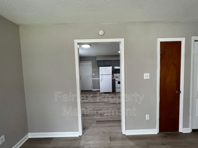 Building Photo - 1117 Pecan Pl