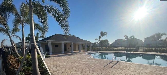 Building Photo - 12067 Bracco St