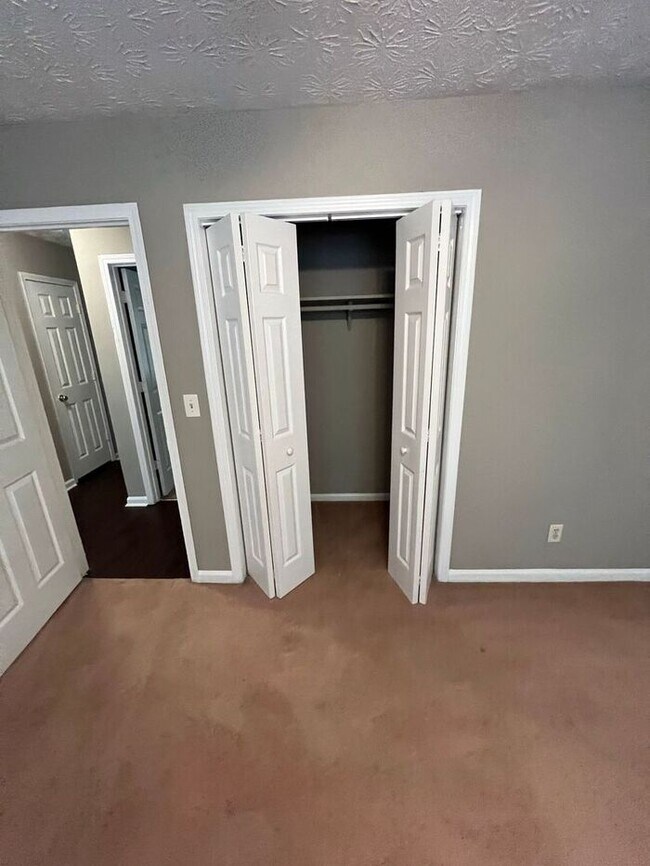Building Photo - !!!WARNING: AVOID SCAMS CONFIRM RENTAL AT ...