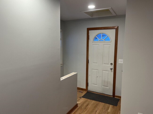 Building Photo - 1417 Beld St