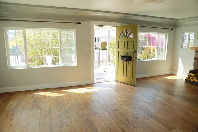 Building Photo - 4517 33rd St