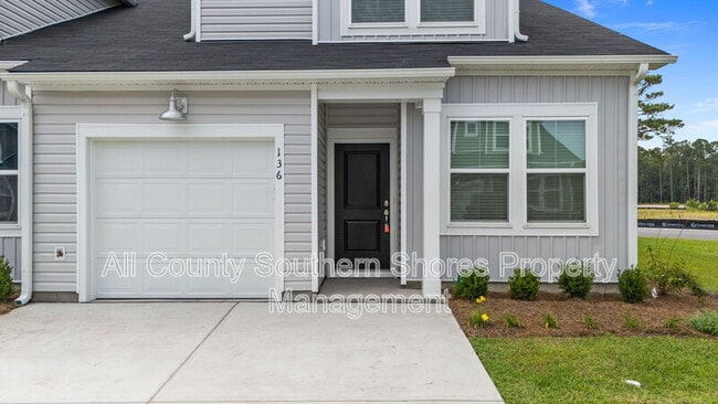 Building Photo - 136 Talladega Dr