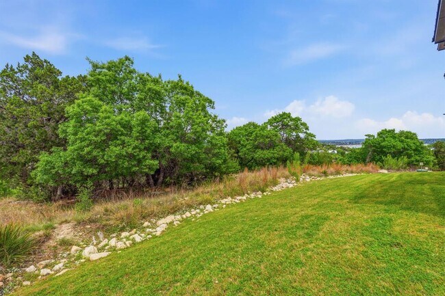 Building Photo - 2414 Sunset Vista Cir