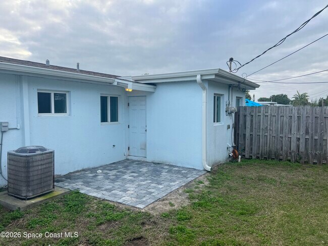 Building Photo - 204 Cassia Blvd