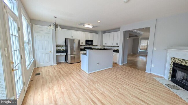Building Photo - 13996 Khalid Ln