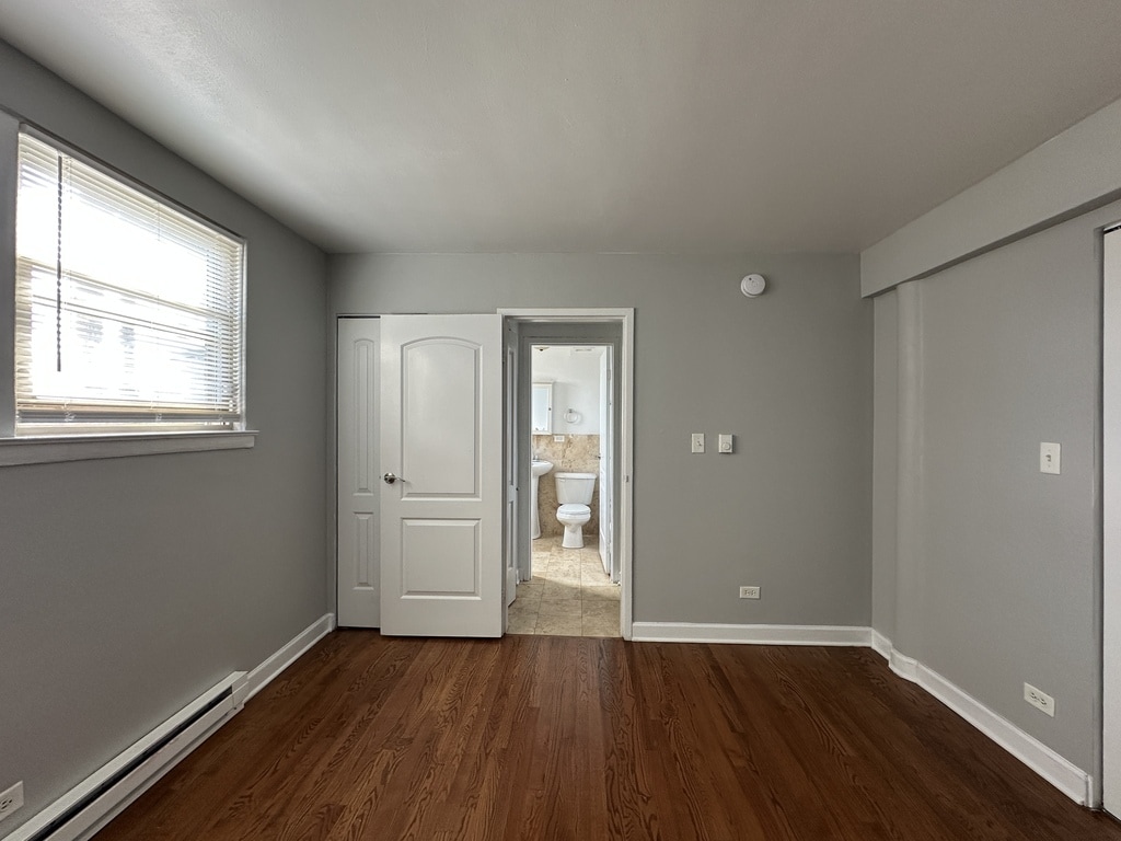 Building Photo - 7626.5 N Milwaukee Ave