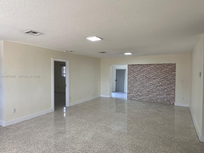 Building Photo - 1631 NW 175th St