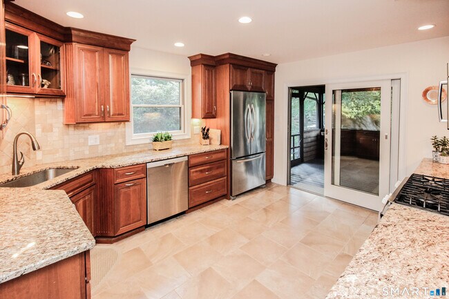Building Photo - 34 Forty Acre Mountain Rd