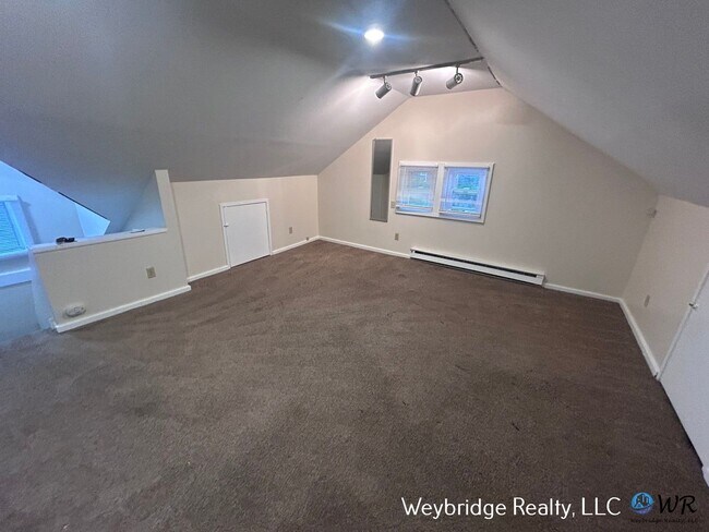 Building Photo - 3732 Herbert Ave