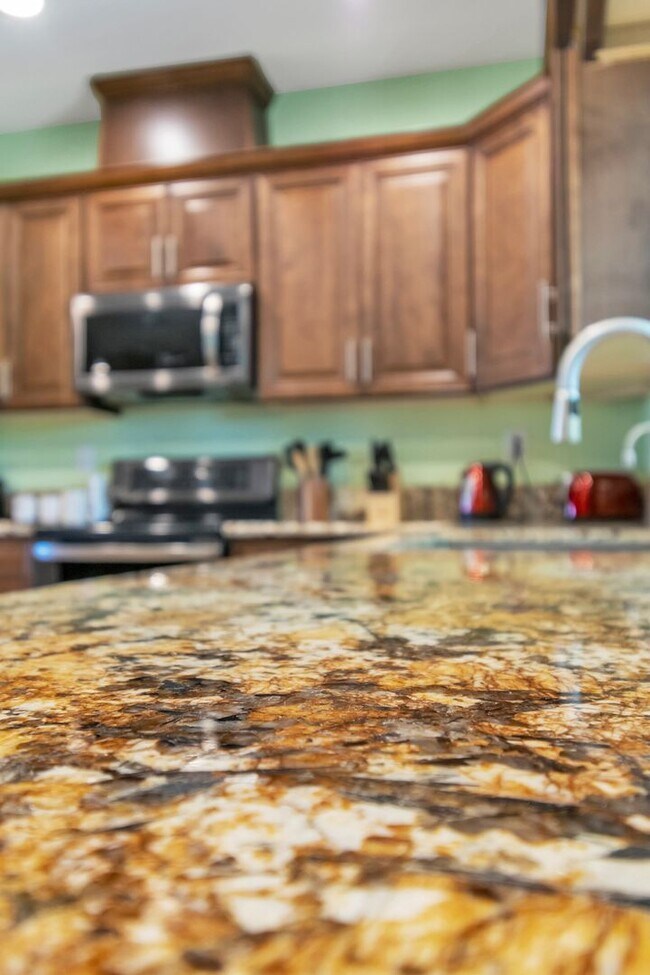 Building Photo - 4615 E St Louis Ave