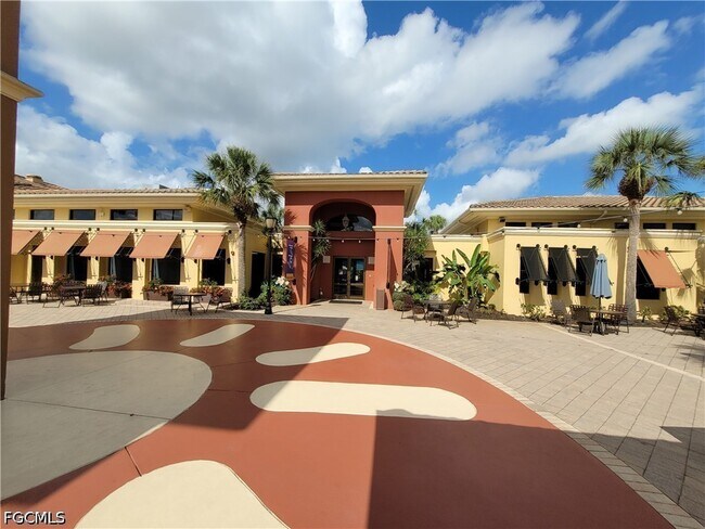 Building Photo - 10520 Casella Way