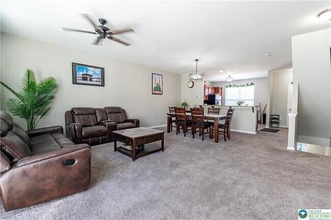 Building Photo - 2512 Gila Dr