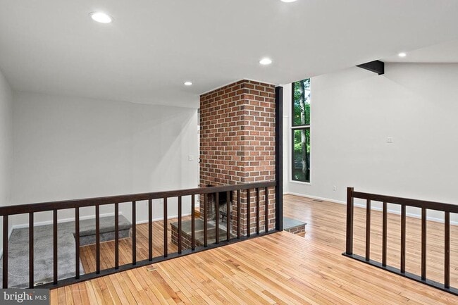 Building Photo - 11150 Wood Elves Way