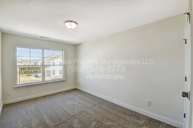 Building Photo - 4023 Black Ct