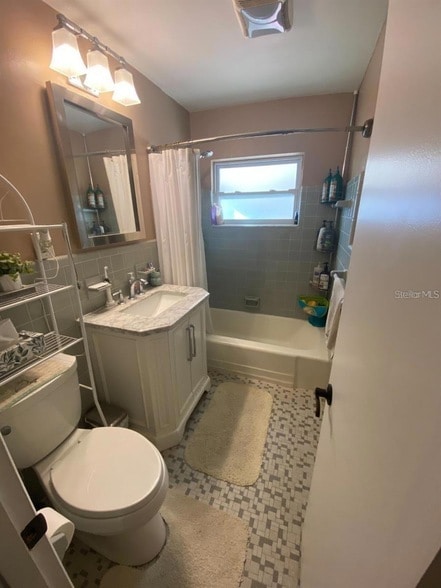 Building Photo - 6048 Merril St