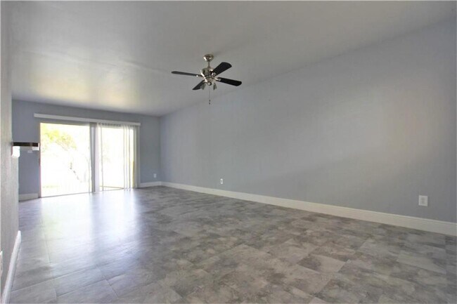 Building Photo - 3413 NW 44th St