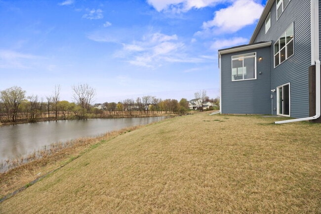 Building Photo - 2442 Buffalo Ridge Dr