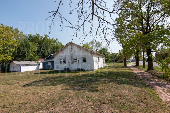 Building Photo - Charming 2-Bedroom 1-Bath Home in Coffeyville