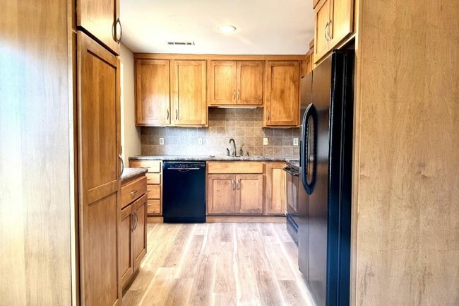 Building Photo - 3509 Sierra Madre