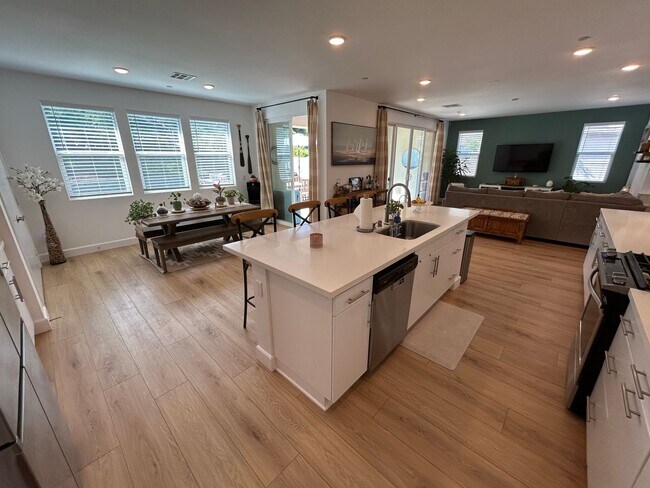 Building Photo - New Remodeled Luxury Home in Santee