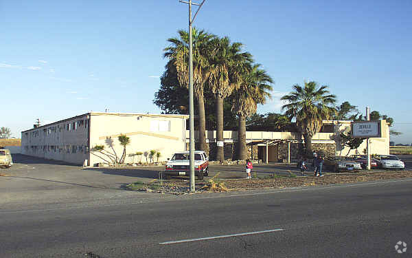 Building Photo - El Dorado Palms Apartments