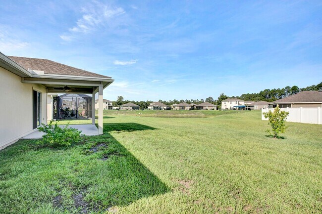 Building Photo - Beautiful 3 bedroom/ 2 bathroom home in Yu...