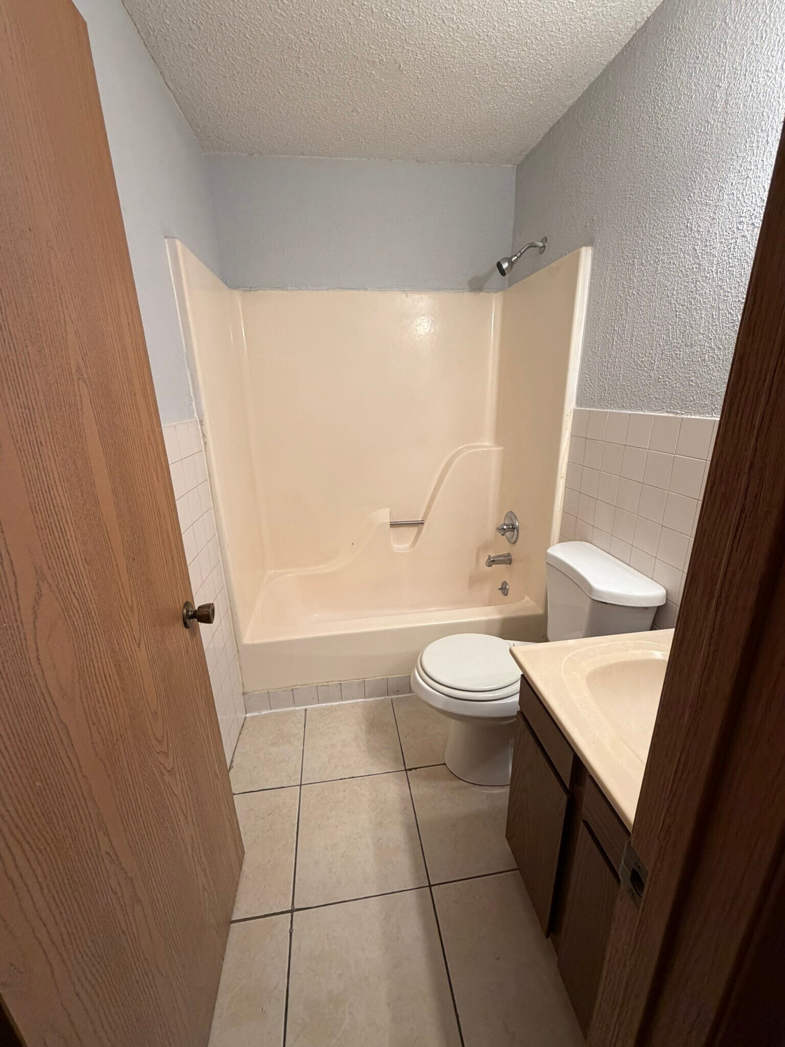 Bathroom - 1002 Cherokee St