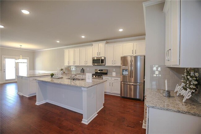 Building Photo - 2304 Shetley Creek Dr