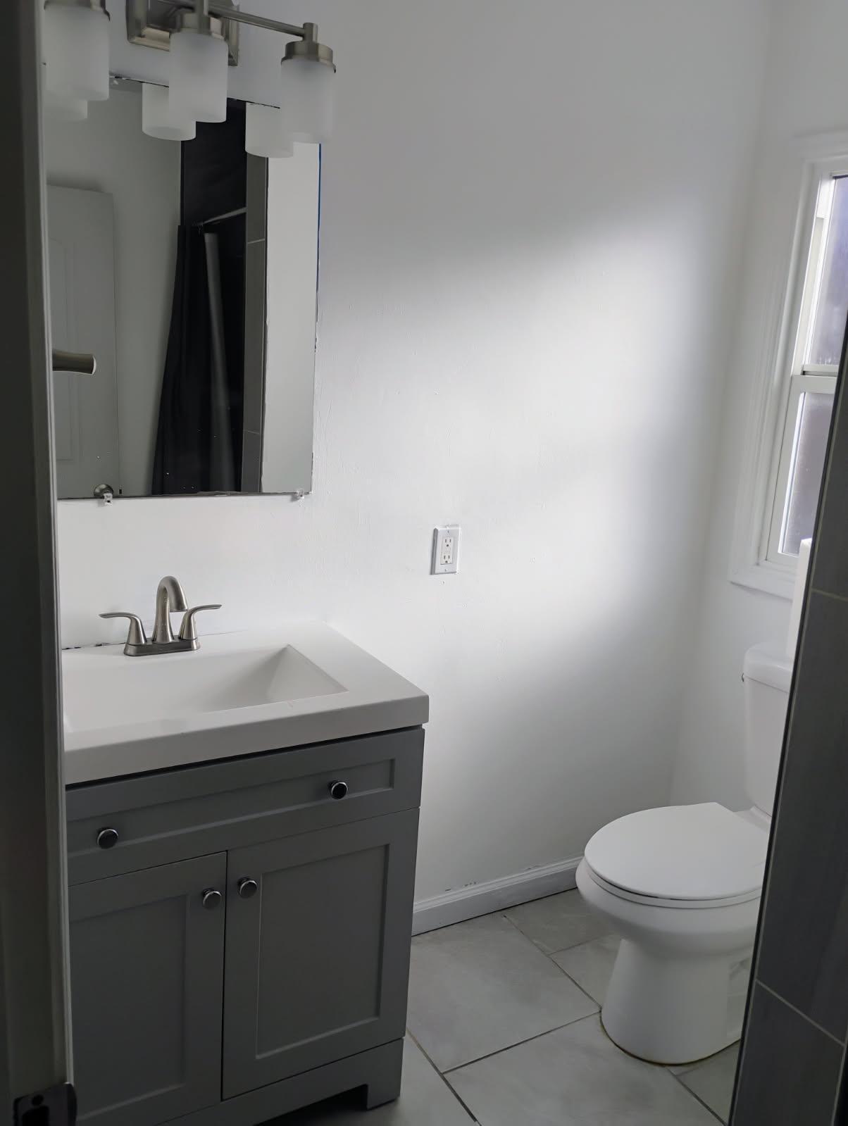 Building Photo - 1773 28th Ave