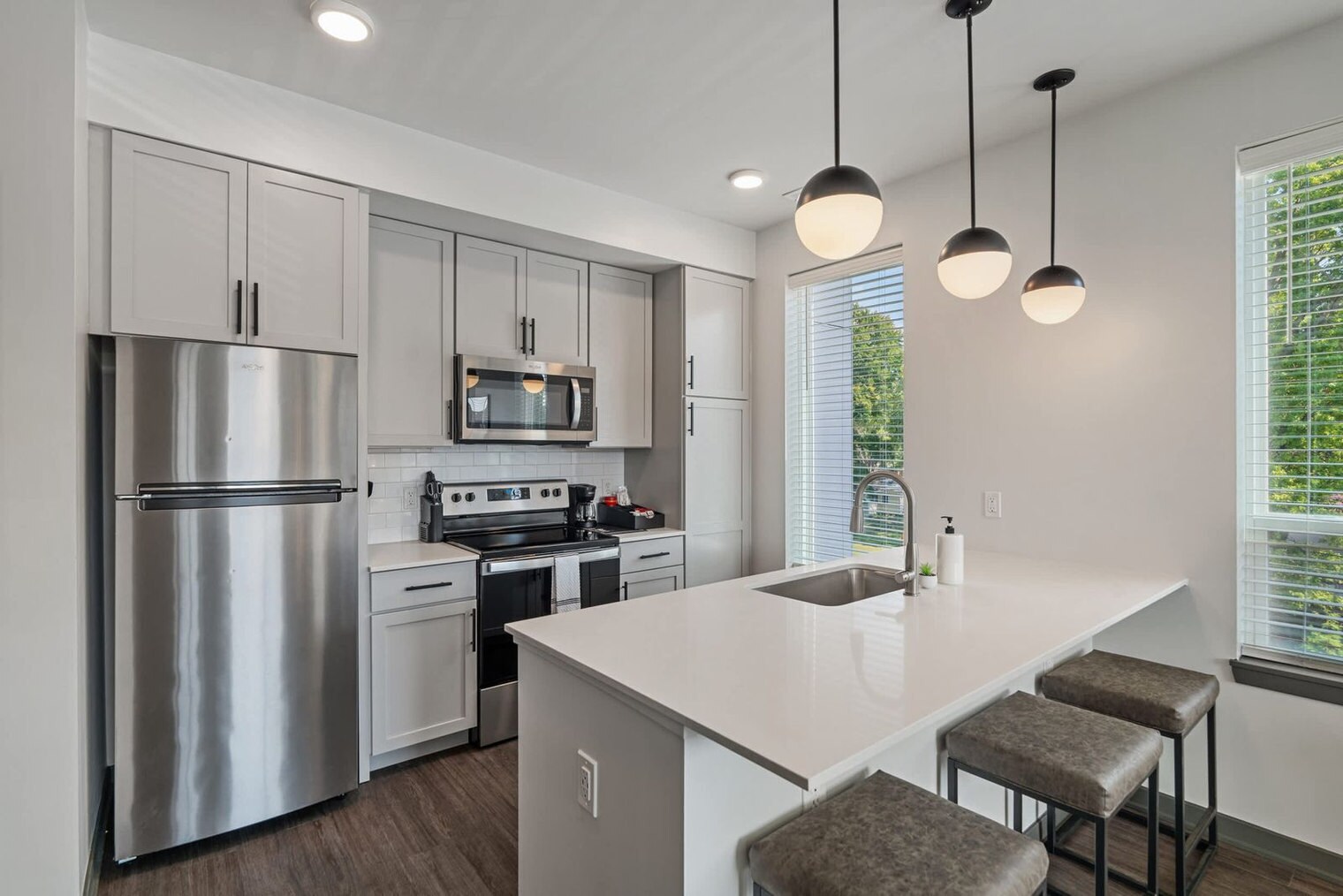 Building Photo - 6160 N Rural St