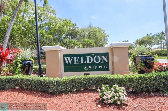 Building Photo - 9560 Weldon Cir