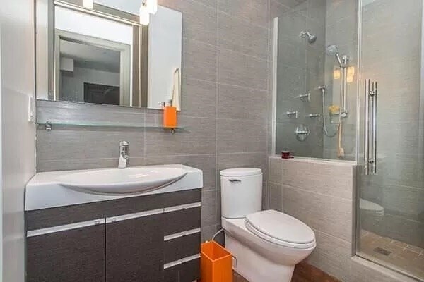 Building Photo - 36 A St