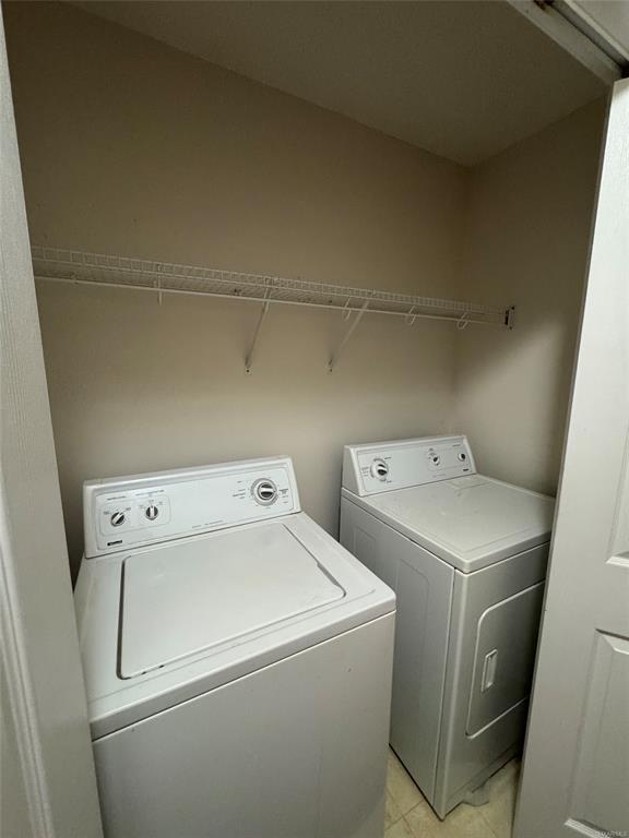 Building Photo - 33 JamesTown Loop